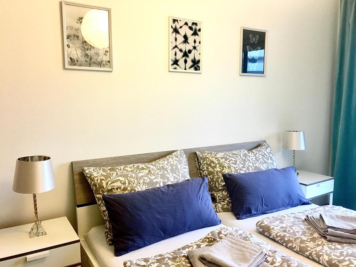 2 Bedroom Apartment Next To Metro U1 And Garage Parking ウィーン エクステリア 写真