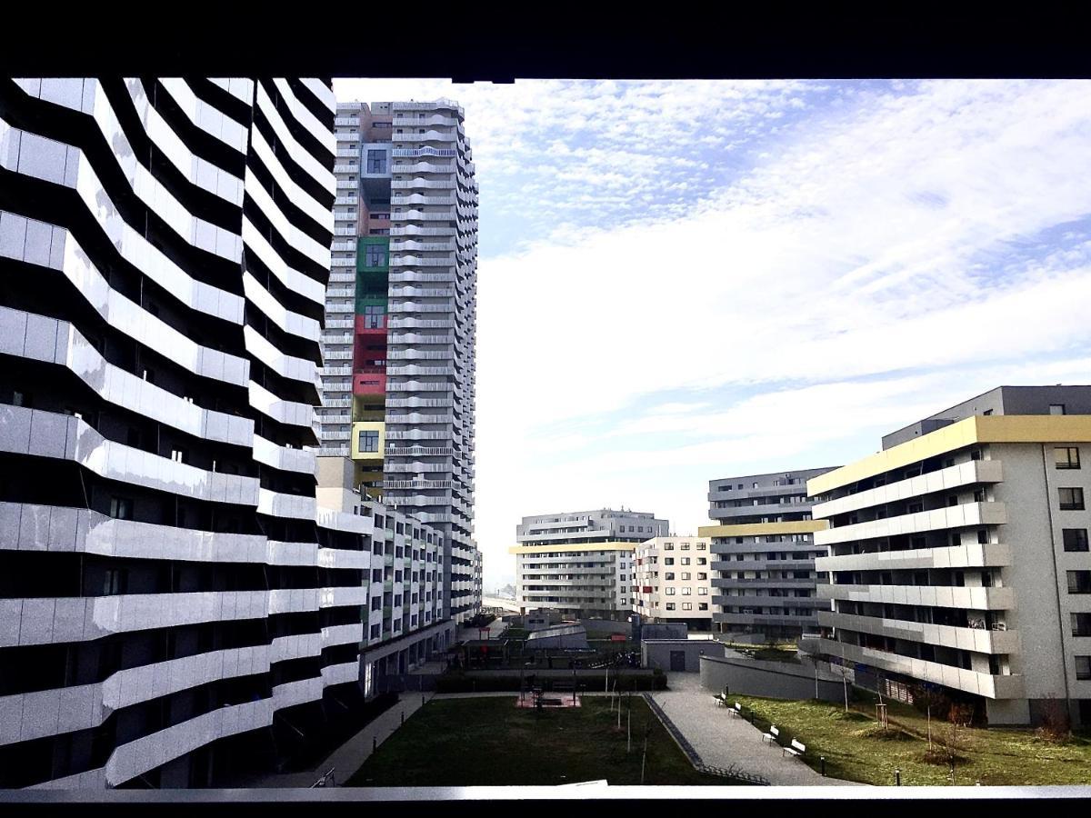 2 Bedroom Apartment Next To Metro U1 And Garage Parking ウィーン エクステリア 写真