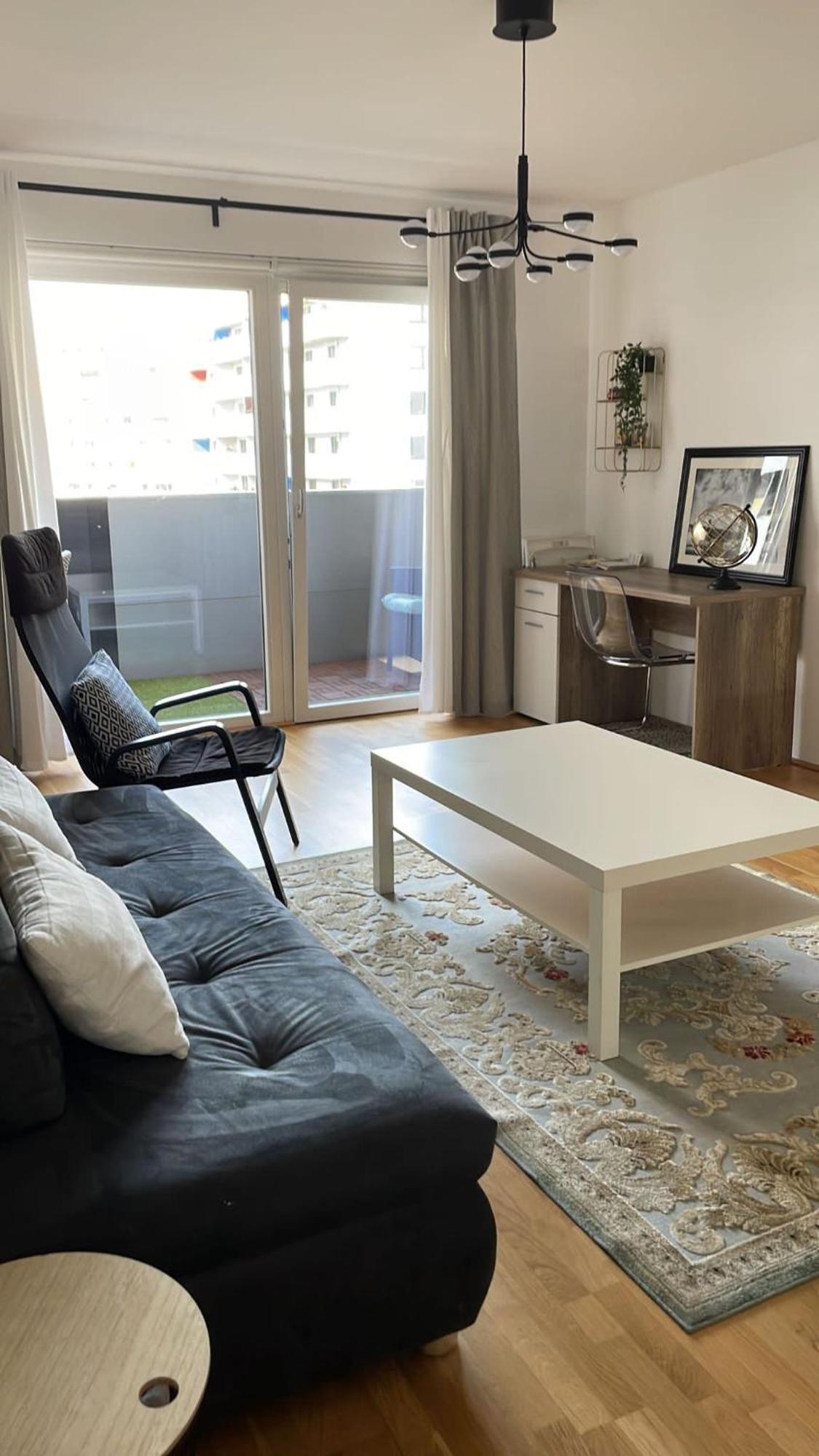 2 Bedroom Apartment Next To Metro U1 And Garage Parking ウィーン エクステリア 写真